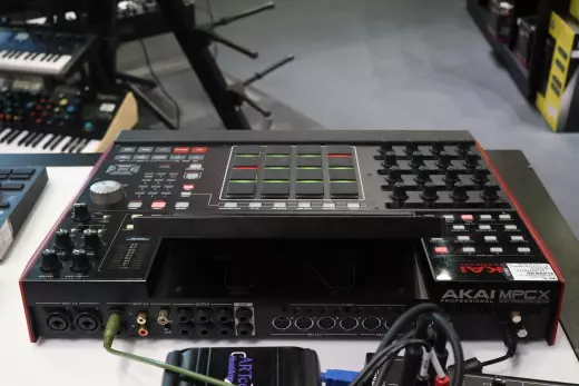 Akai - MPC X 3